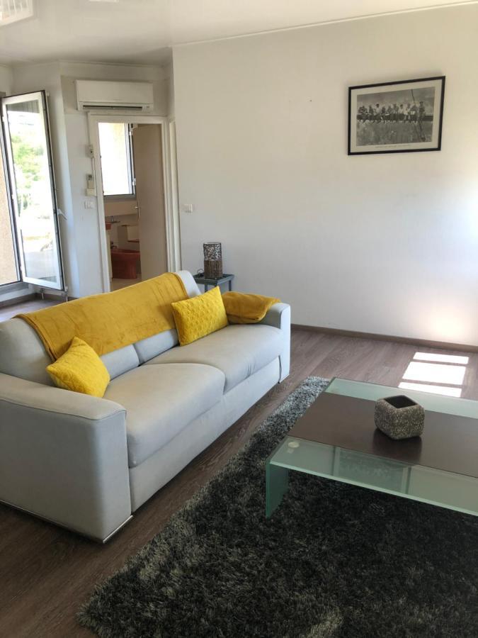 Apartment Ajaccio Centre Cosy Et Spacieux Avec Climatisation, Grande Terrasse Et Vue Ajaccio (Corsica)