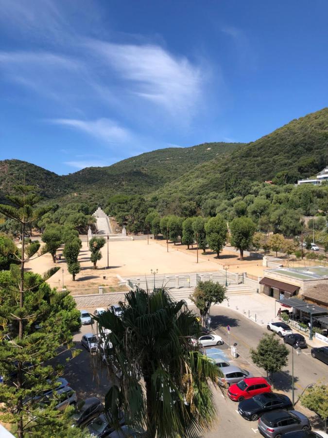 Ajaccio Centre Cosy Et Spacieux Avec Climatisation, Grande Terrasse Et Vue Apartment Ajaccio (Corsica)