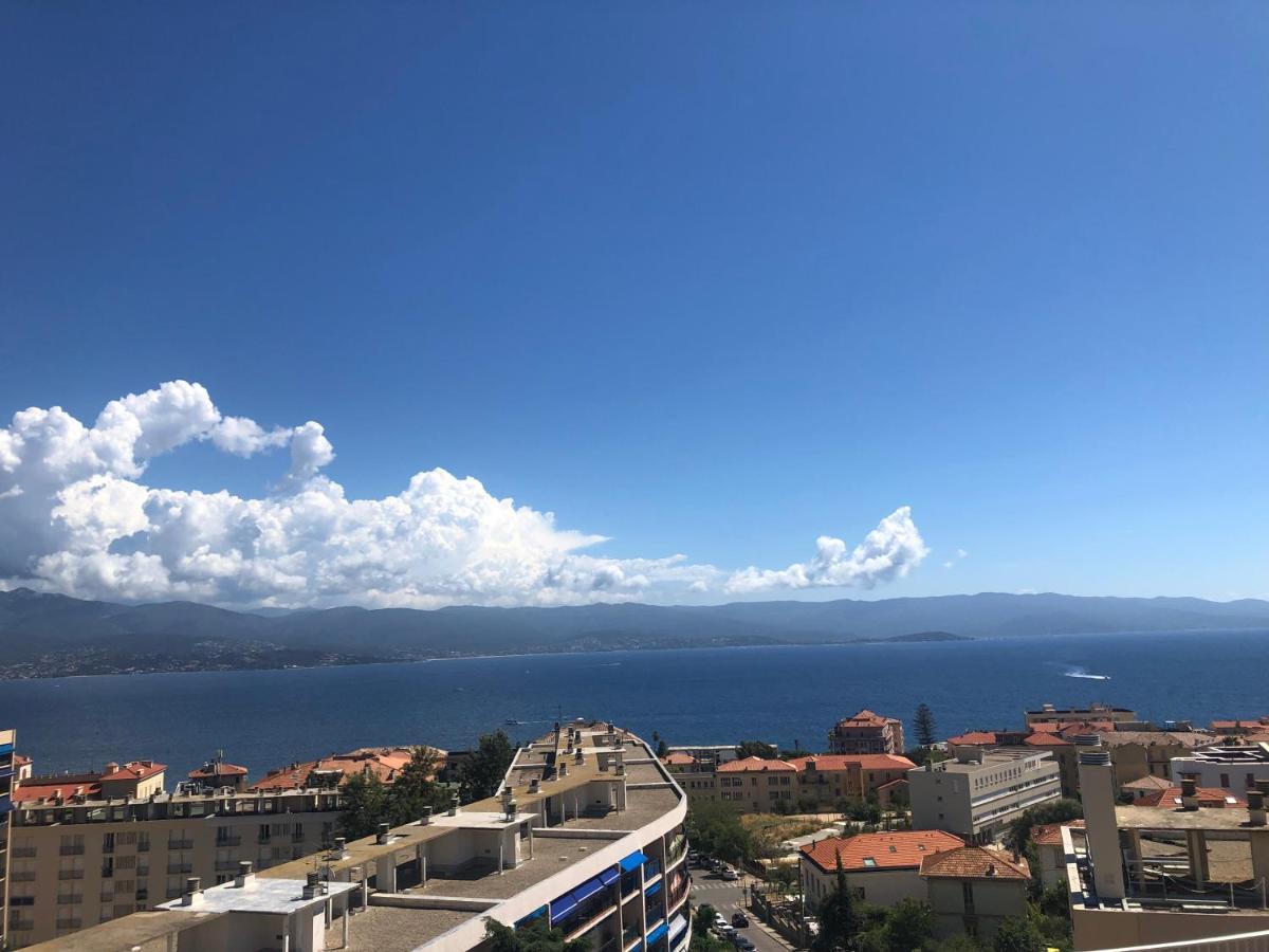 Ajaccio Centre Cosy Et Spacieux Avec Climatisation, Grande Terrasse Et Vue Apartment *