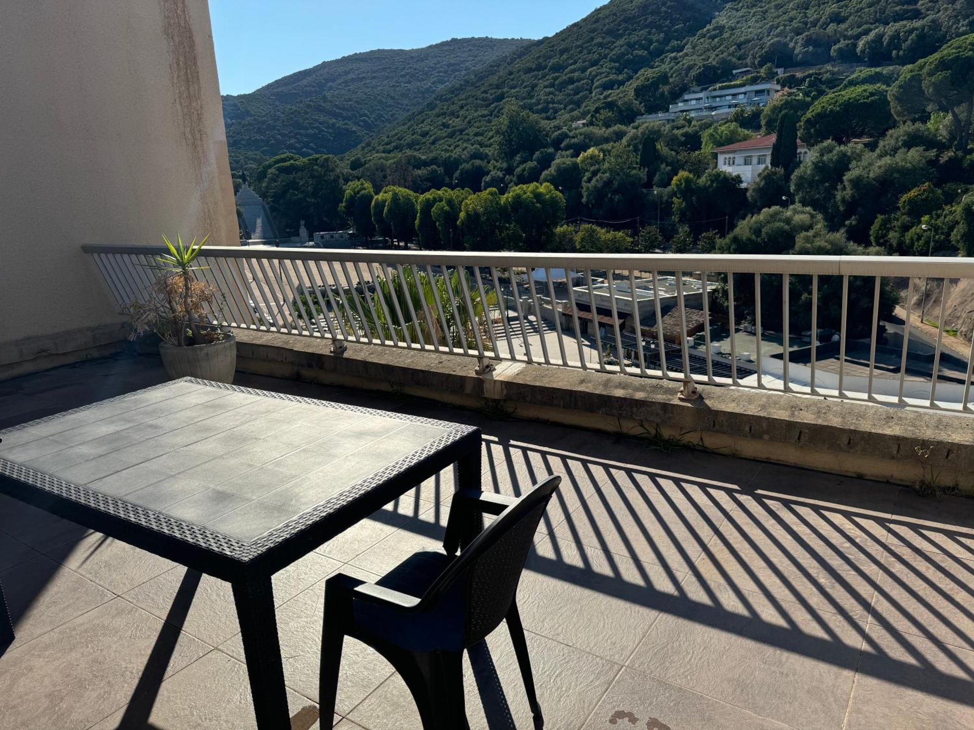 Ajaccio Centre Cosy Et Spacieux Avec Climatisation, Grande Terrasse Et Vue